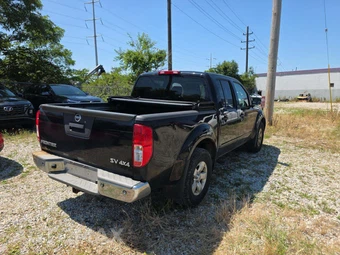 2013 Nissan Frontier SV Crew Cab Medium Bed - miniatura 3