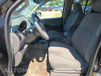 2013 Nissan Frontier SV Crew Cab Medium Bed - miniatura 6