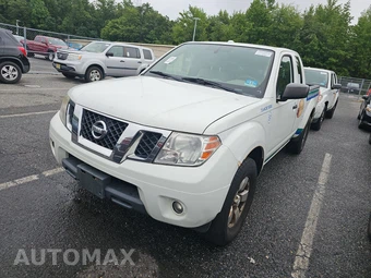 2013 Nissan Frontier SV Extended Cab Medium Bed