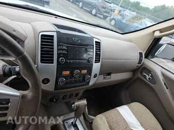 2013 Nissan Frontier SV Extended Cab Medium Bed – miniatura 11