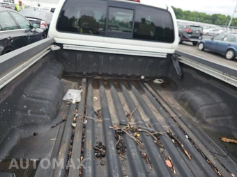 2013 Nissan Frontier SV Extended Cab Medium Bed – miniatura 16