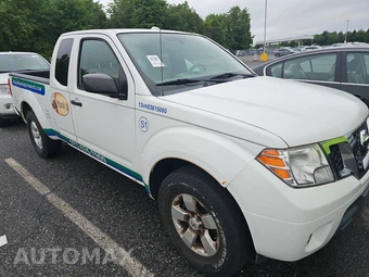 2013 Nissan Frontier SV Extended Cab Medium Bed – miniatura 3