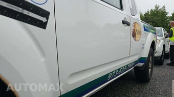 2013 Nissan Frontier SV Extended Cab Medium Bed – miniatura 35
