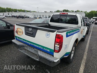 2013 Nissan Frontier SV Extended Cab Medium Bed – miniatura 4