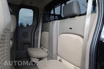 2013 Nissan Frontier SV Extended Cab Medium Bed - miniatura 14