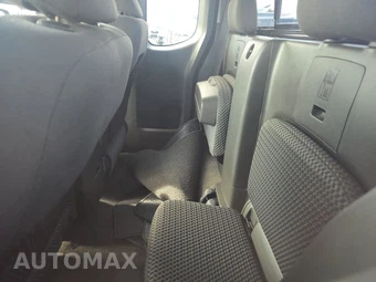 2013 Nissan Frontier SV Extended Cab Medium Bed - miniatura 13