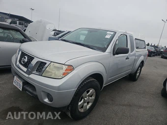 2013 Nissan Frontier SV Extended Cab Medium Bed