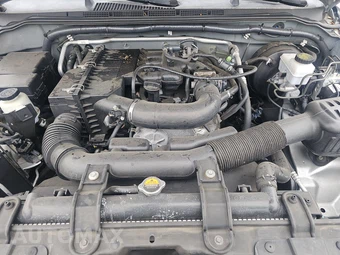 2013 Nissan Frontier SV Extended Cab Medium Bed – miniatura 16