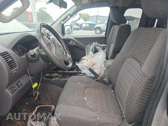 2013 Nissan Frontier SV Extended Cab Medium Bed – miniatura 7