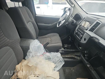 2013 Nissan Frontier SV Extended Cab Medium Bed – miniatura 8