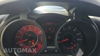 2013 Nissan JUKE NISMO - miniatura 23