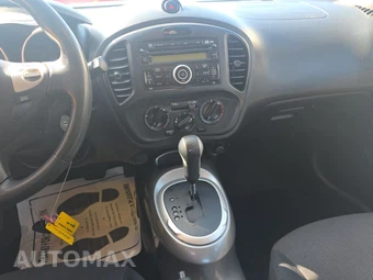 2013 Nissan JUKE S - miniatura 11