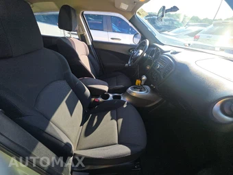 2013 Nissan JUKE S - miniatura 8