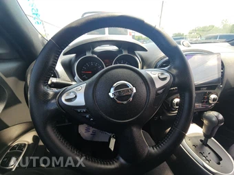 2013 Nissan JUKE SV – miniatura 10