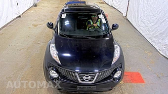 2013 Nissan JUKE SV – miniatura 2