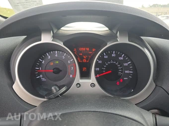 2013 Nissan JUKE SV – miniatura 12