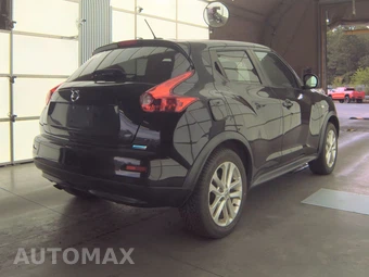2013 Nissan JUKE SV – miniatura 4