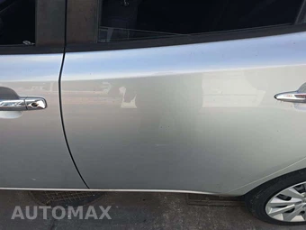 2013 Nissan LEAF S – miniatura 24