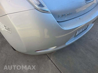 2013 Nissan LEAF S – miniatura 25