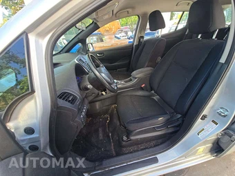 2013 Nissan LEAF S – miniatura 6