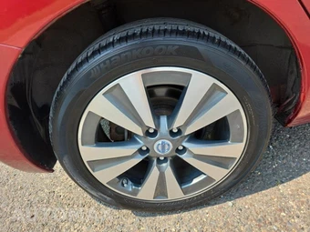 2013 Nissan LEAF SL - miniatura 10
