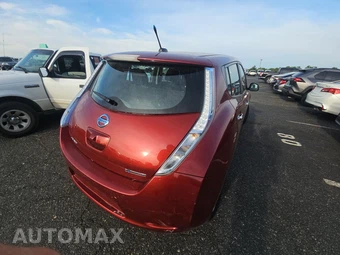 2013 Nissan LEAF SV - miniatura 4