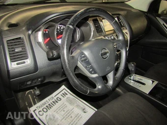 2013 Nissan Murano SV – miniatura 9