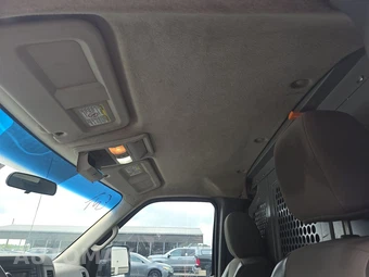 2013 Nissan NV2500 HD Cargo SV Standard Roof 146.1" WB - miniatura 17