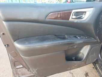 2013 Nissan Pathfinder Platinum – miniatura 9