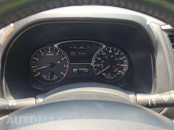 2013 Nissan Pathfinder Platinum – miniatura 6