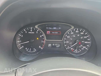2013 Nissan Pathfinder Platinum – miniatura 9