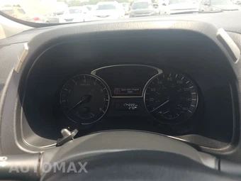 2013 Nissan Pathfinder Platinum – miniatura 12