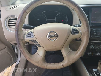 2013 Nissan Pathfinder Platinum – miniatura 10