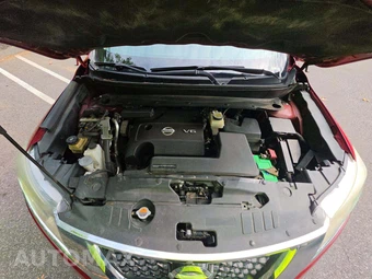 2013 Nissan Pathfinder SL - miniatura 33