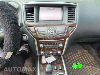 2013 Nissan Pathfinder SL - miniatura 7