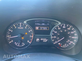 2013 Nissan Pathfinder SL - miniatura 14