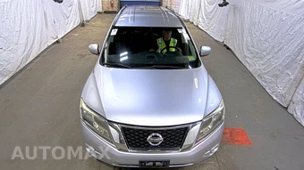 2013 Nissan Pathfinder SV - miniatura 2