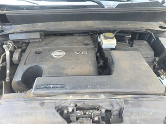 2013 Nissan Pathfinder SV – miniatura 16