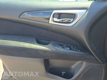 2013 Nissan Pathfinder SV - miniatura 9