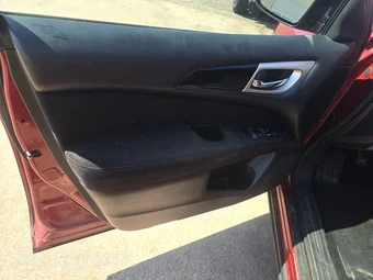 2013 Nissan Pathfinder SV – miniatura 9