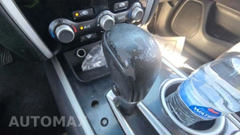 2013 Nissan Pathfinder SV – miniatura 27