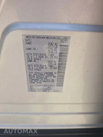 2013 Nissan Pathfinder SV – miniatura 2