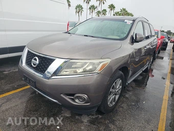 2013 Nissan Pathfinder SV