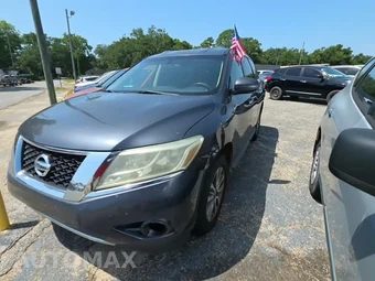 2013 Nissan Pathfinder SV