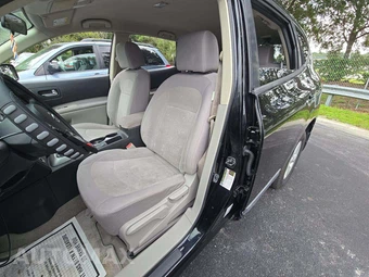 2013 Nissan Rogue S - miniatura 6