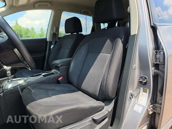 2013 Nissan Rogue S – miniatura 3