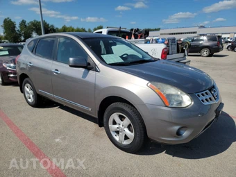 2013 Nissan Rogue S - miniatura 3