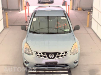 2013 Nissan Rogue S – miniatura 2