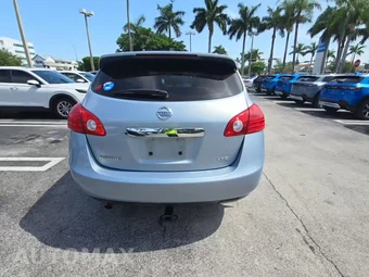 2013 Nissan Rogue S - miniatura 3