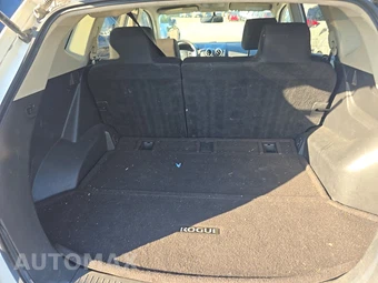 2013 Nissan Rogue SV - miniatura 16